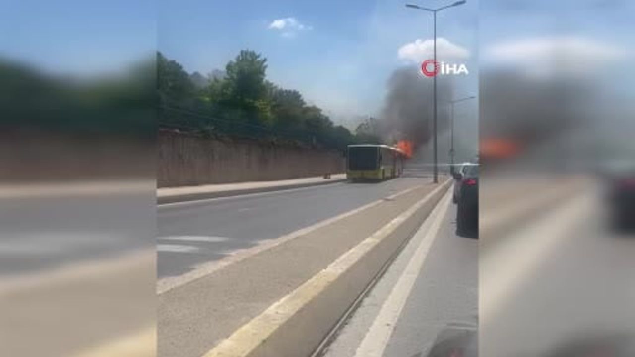 Ataşehir'de İETT otobüsü motor yangını çıktı