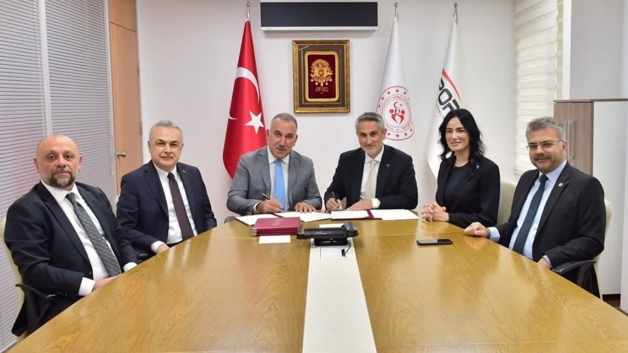 Aydın'da gençlere yönelik yeni spor tesisleri hayata geçiriliyor