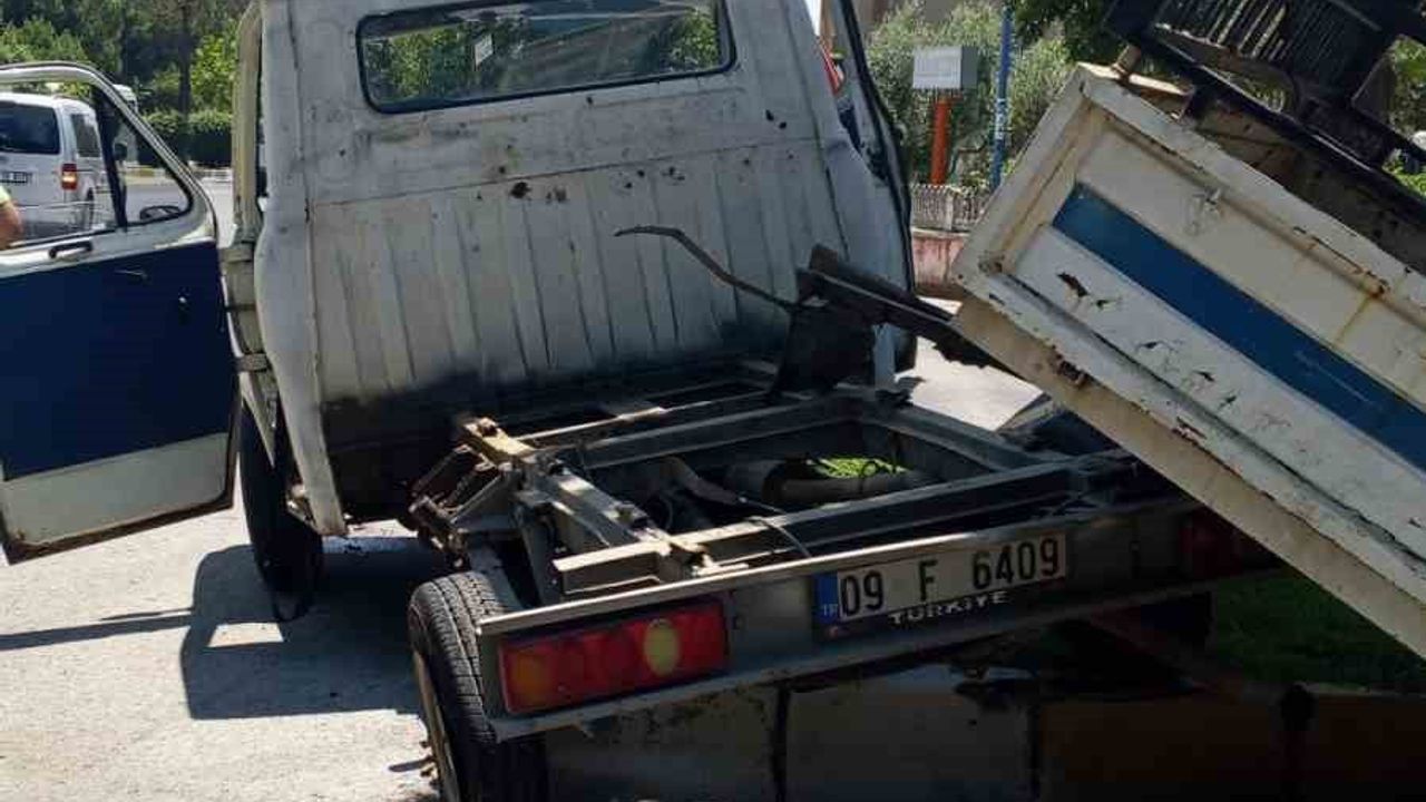 Aydın'da kamyonet refüje çıktı: 1 yaralı