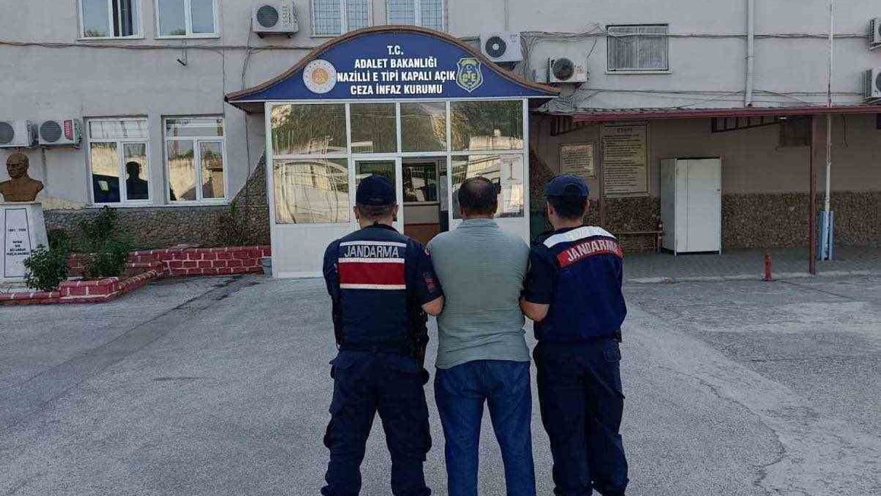 Aydın'da kesinleşmiş hapis cezalarıyla aranan iki hükümlü yakalandı