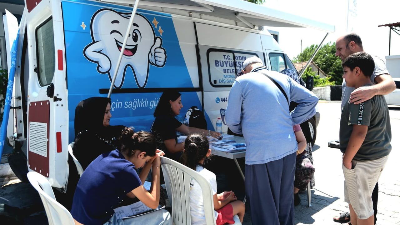 Aydın’da mobil diş klinikleri Nazilli ve Söke’de hizmet verdi