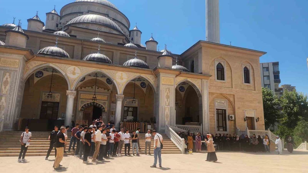 Aydın'dan 109 hafız öğrenci umreye gidiyor