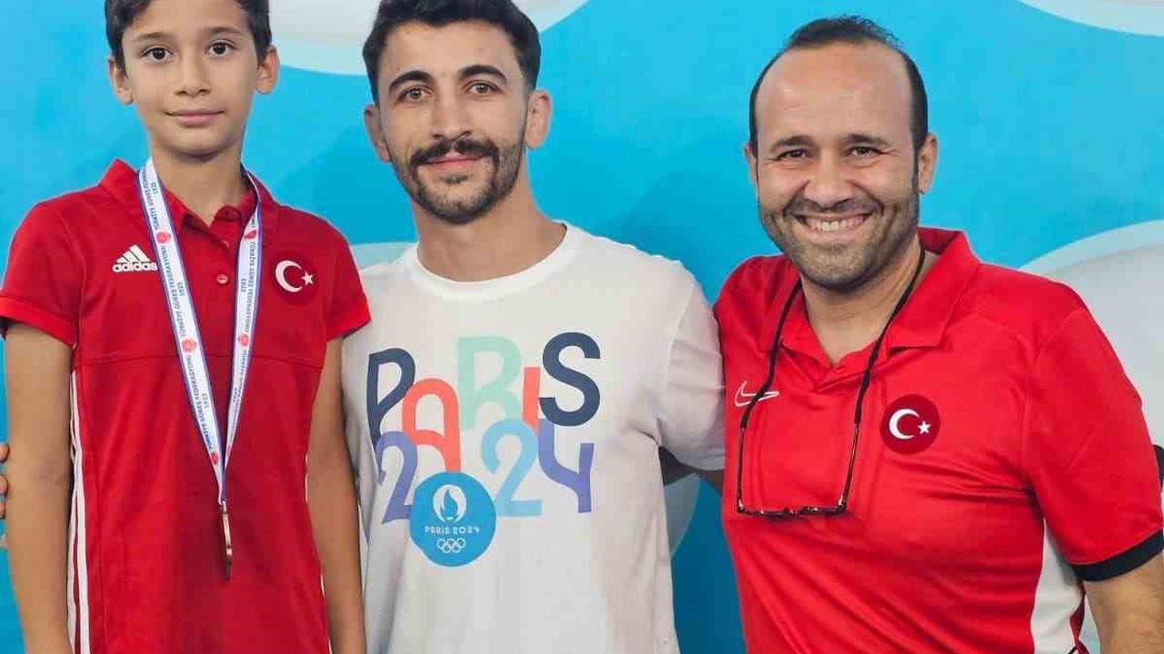 Aydınlı genç yetenekler Ankara'da kürsüye çıkarak madalyayla döndü