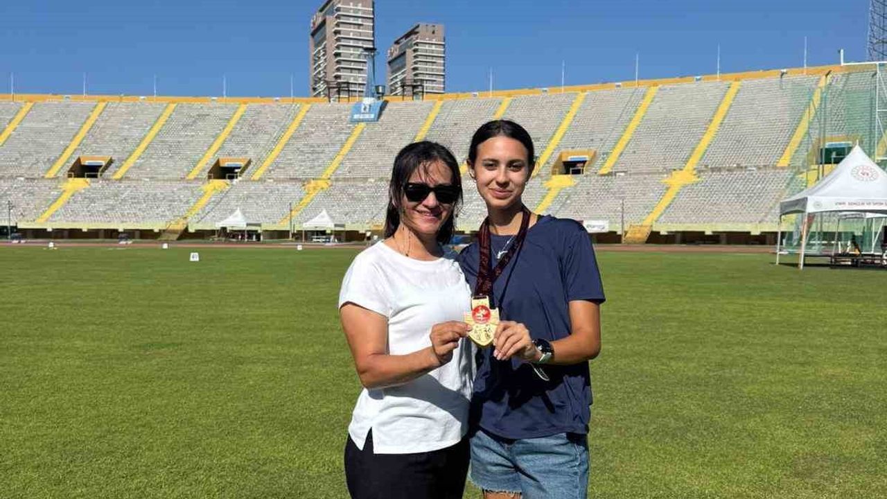 Aydınlı sporcu Şerife Berra Güven 10 bin metre yürüyüşte Türkiye şampiyonu