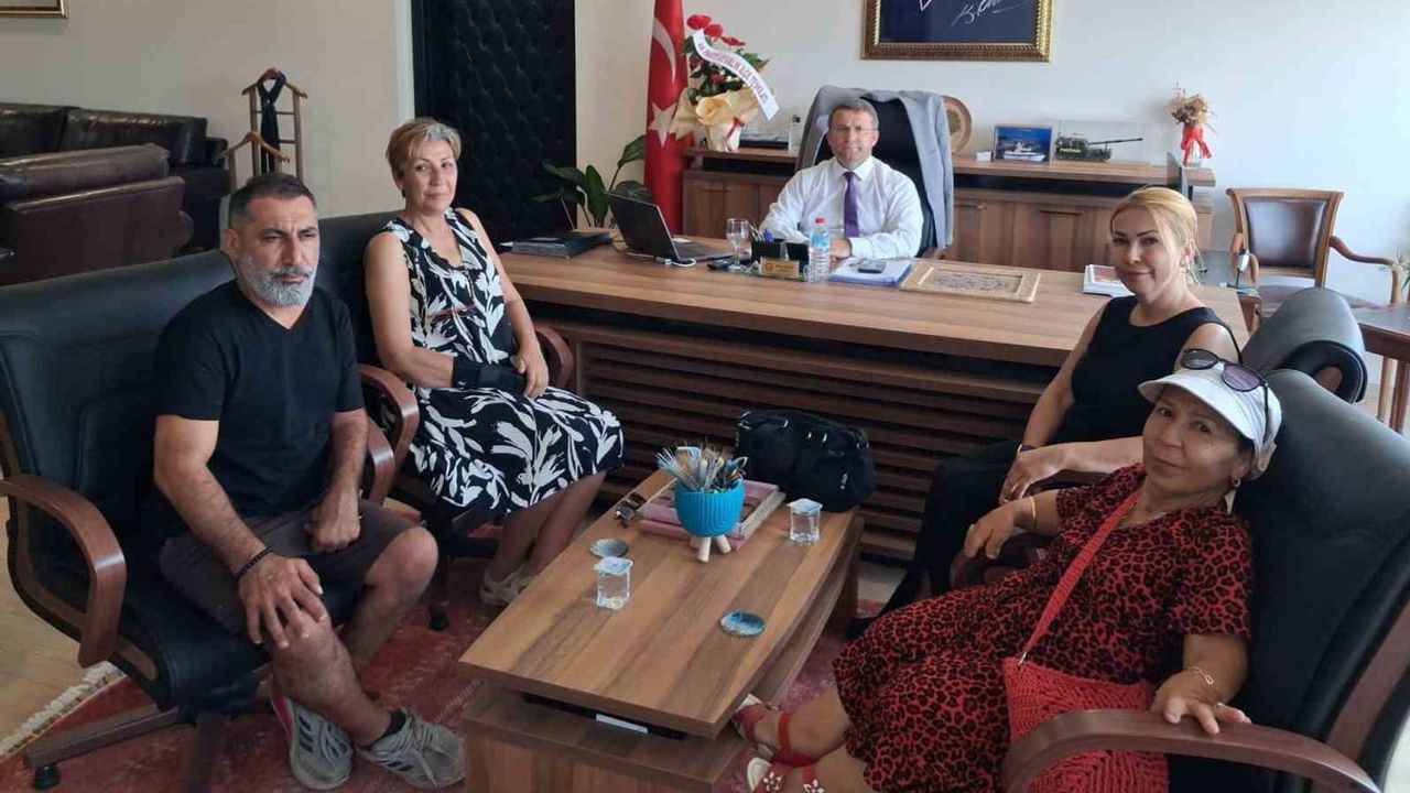Ayvalık'ta birlikten güç: BOED'den kaymakama ziyaret