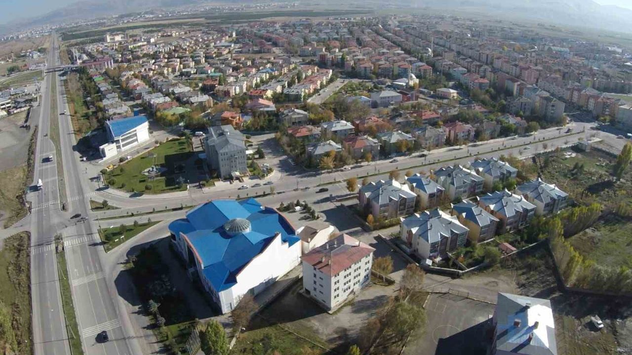 Aziziye meclisi kentsel dönüşüm, lisanslı depo ve imar düzenlemelerini karara bağladı
