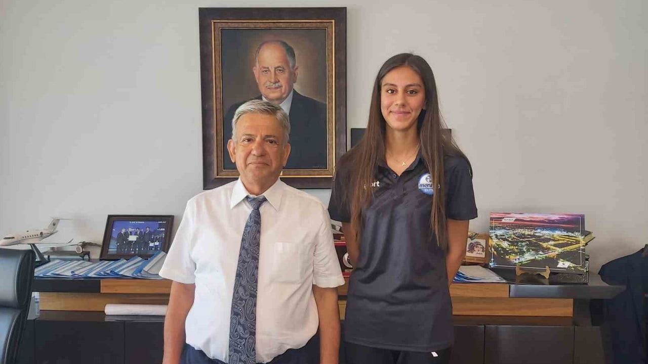Azra Kankılıç milli takım kampına davet edildi, Galatasaray'a transfer oldu