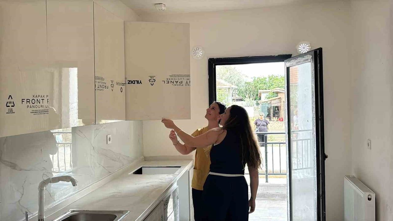 Babaeski’de TOKİ 1. etap konutlarının anahtar teslimi gerçekleştirildi