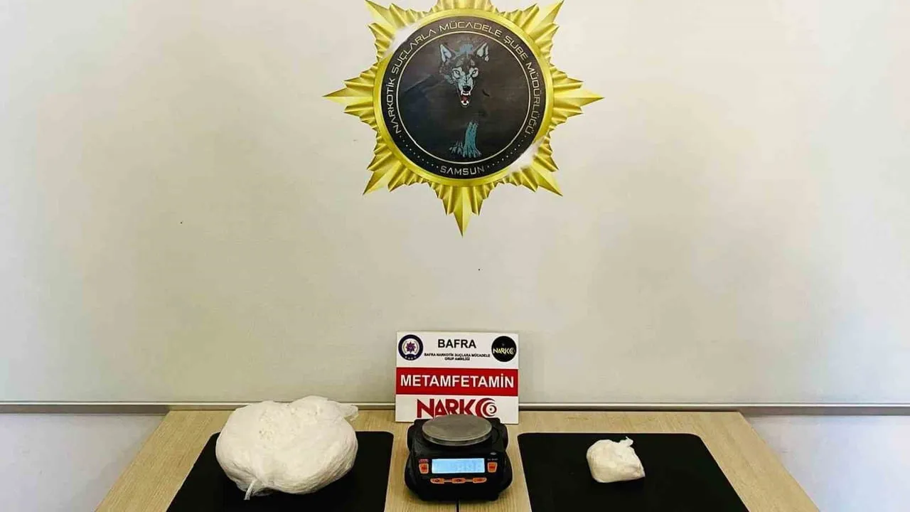 Bafra'da 1 kilo 205 gram metamfetamin ele geçirilen davada iki sanığa 41 yıl 3 ay hapis