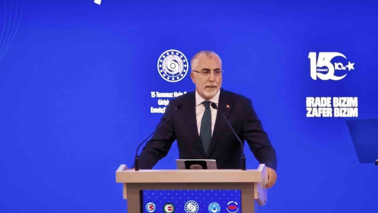 Bakan Işıkhan: 15 Temmuz gecesi sendikaların tavrı demokrasi tarihimiz için önem taşıyor