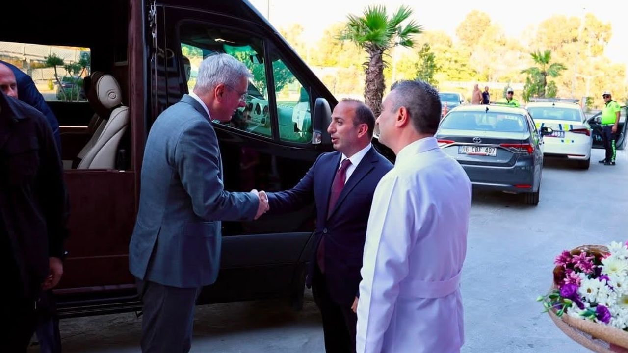 Bakan Memişoğlu Çine Devlet Hastanesi'ni inceledi
