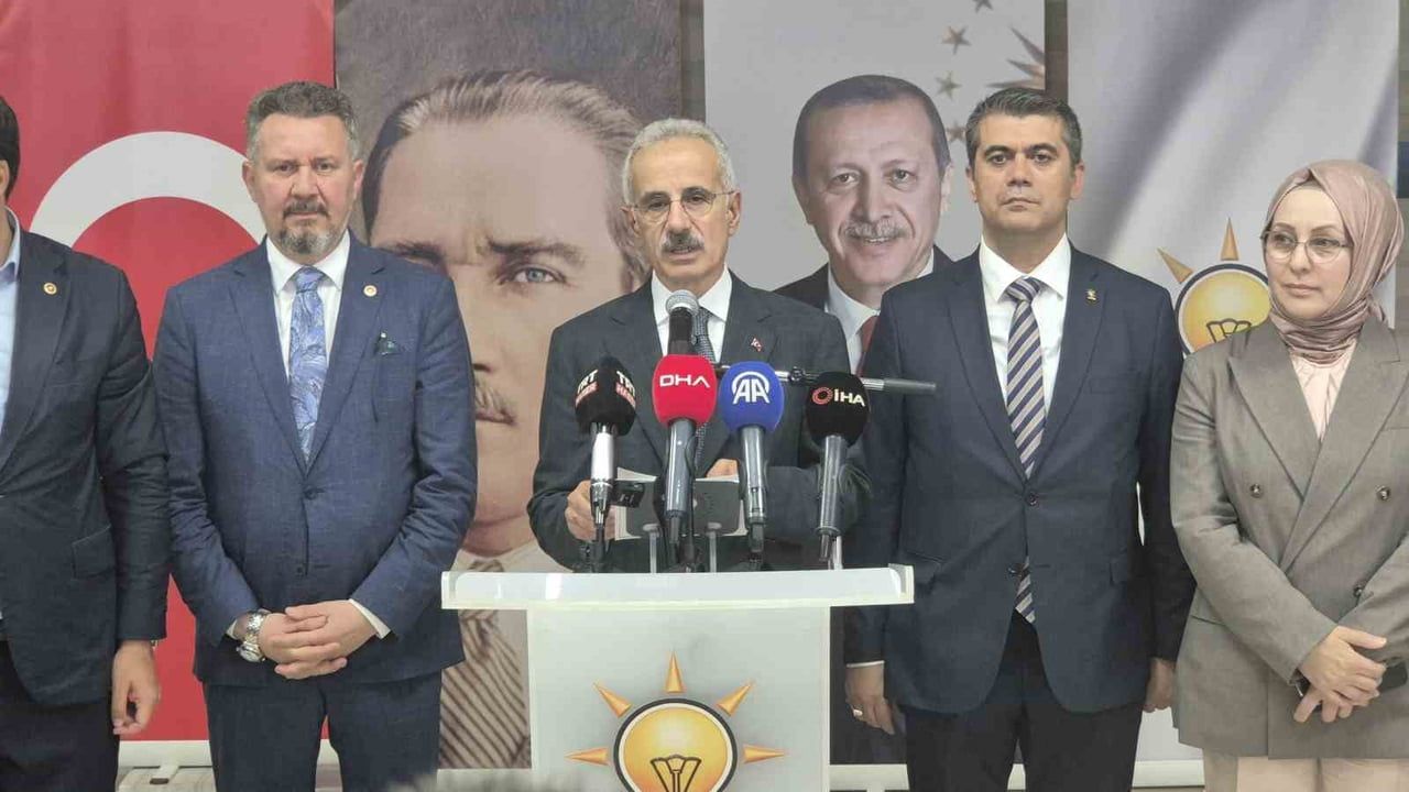 Bakan Uraloğlu: Tekirdağ küresel lojistiğin en önemli merkezlerinden biri olacak