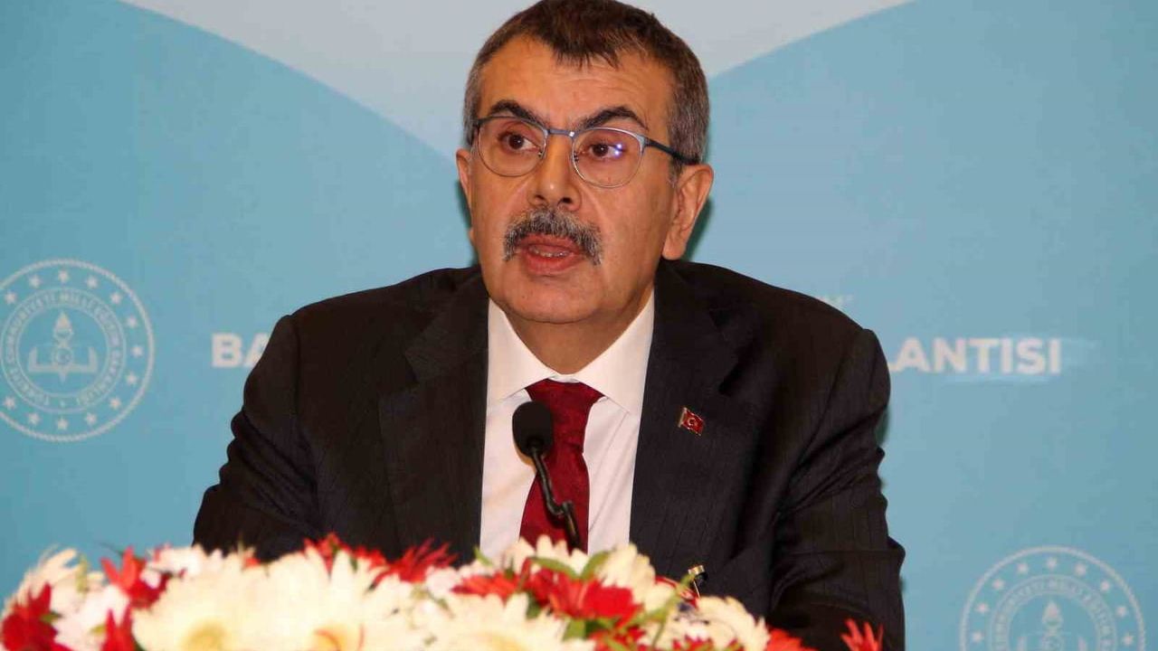 Bakanlık: özel okul öğretmenlerinin ortalama aylığı 40 bin lira, usulsüzlük ihbarına açık çağrı
