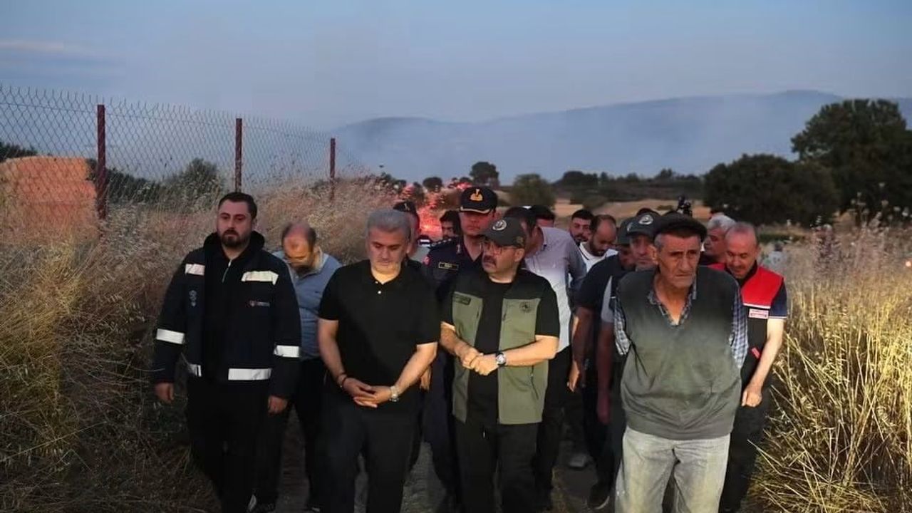 Balıkesir valisi Ustaoğlu: 550 personelle yangınlara müdahalemiz devam ediyor