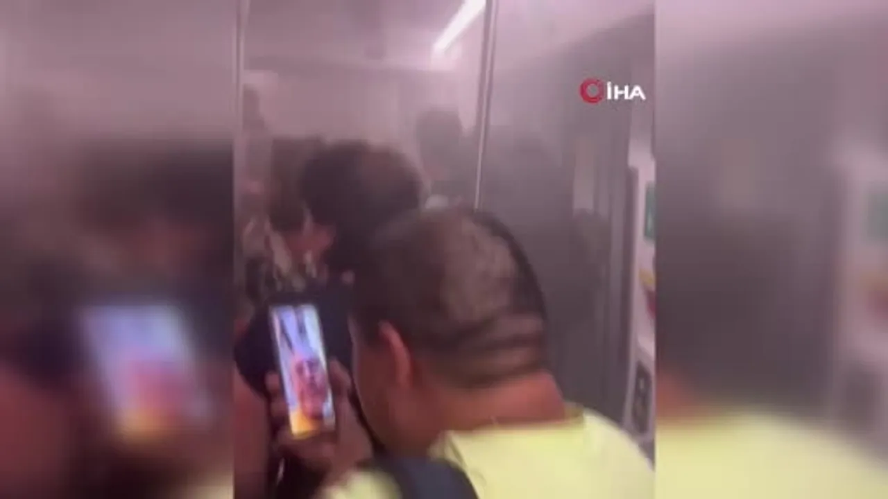 Barcelona metrosunda elektrik arızası kaynaklı duman paniği: 39 kişi hastaneye kaldırıldı
