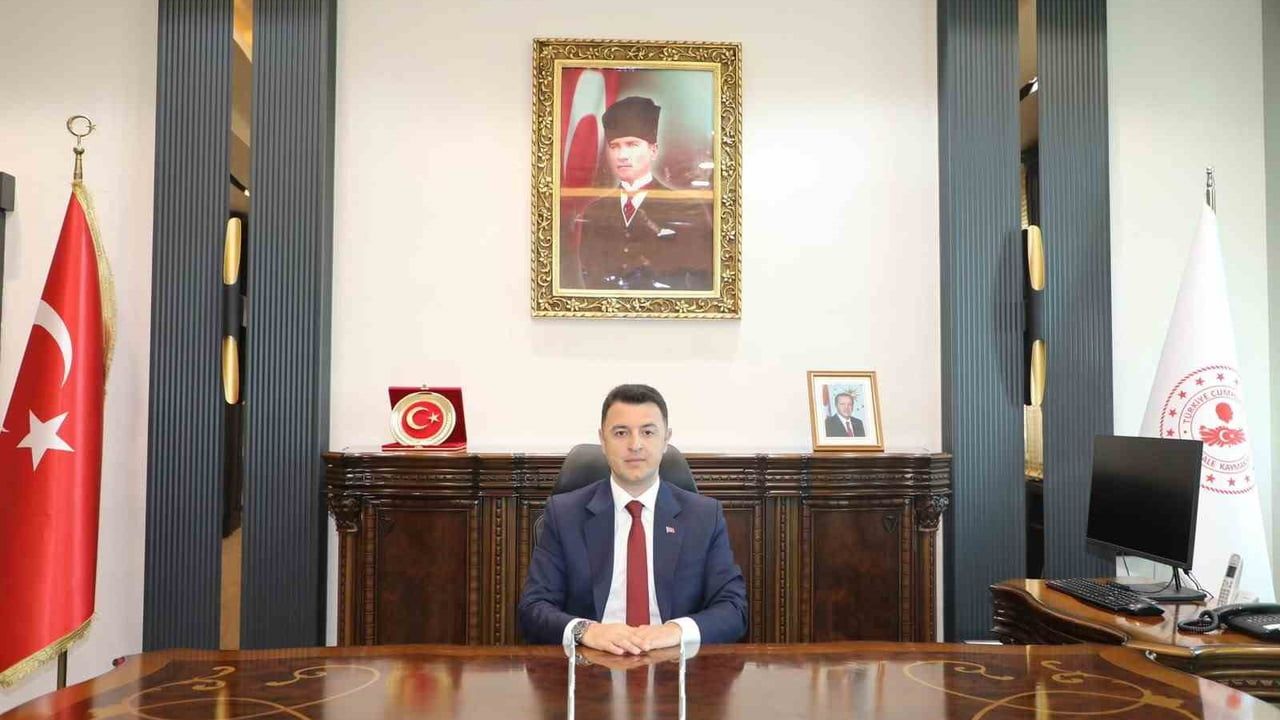 Başkale kaymakamı Ramazan Cihangir görevine başladı