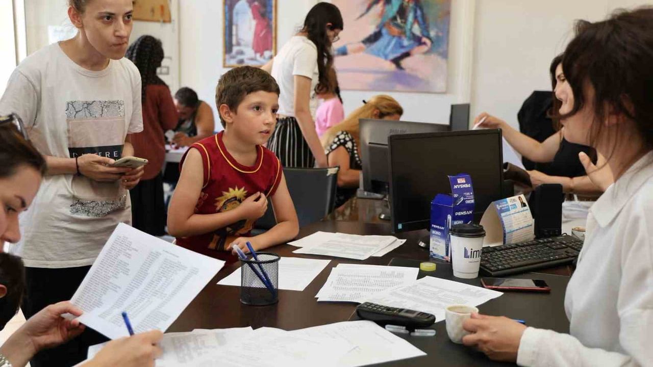 Başkan Arıkan 1350 öğrenciyi yaz okuluyla buluşturuyor
