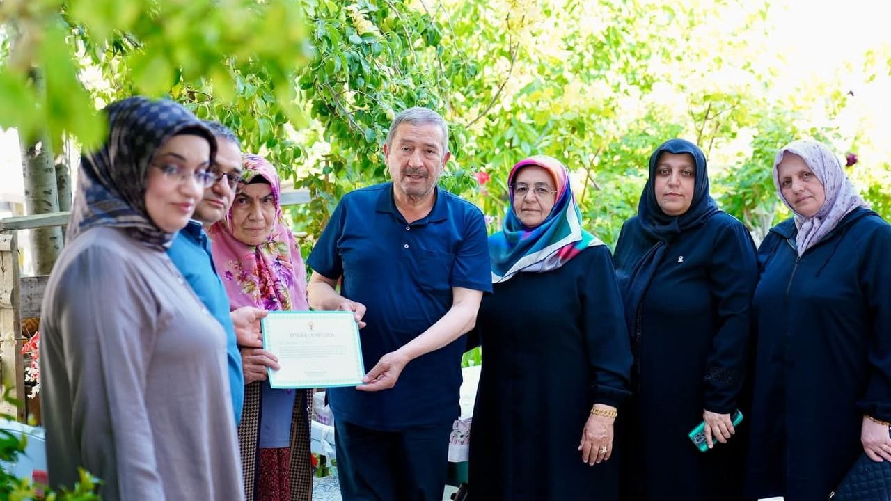 Başkan Bozkurt saha çalışmasında vatandaşlarla gönül sofralarında buluştu