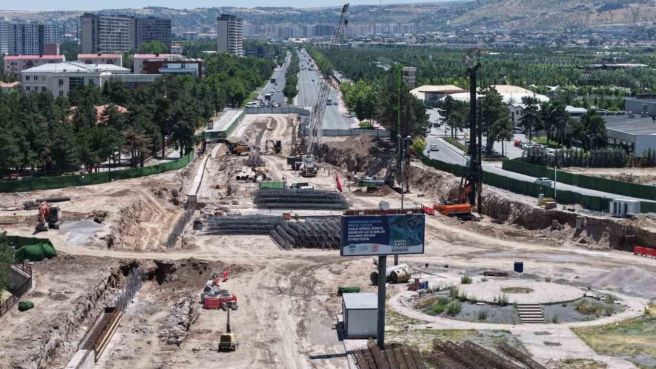 Başkan Büyükkılıç şantiyede: gündem Kartal Katlı Kavşağı