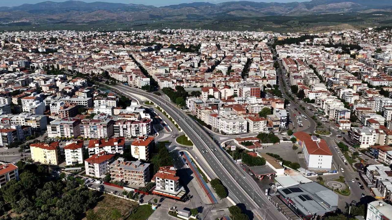 Başkan Dutlulu’dan Manisa trafiğini rahatlatacak iki köprülü kavşak müjdesi