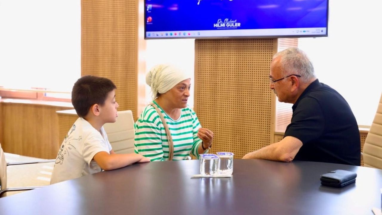 Başkan Güler halk günü toplantısında 254 vatandaşın taleplerini doğrudan aldı