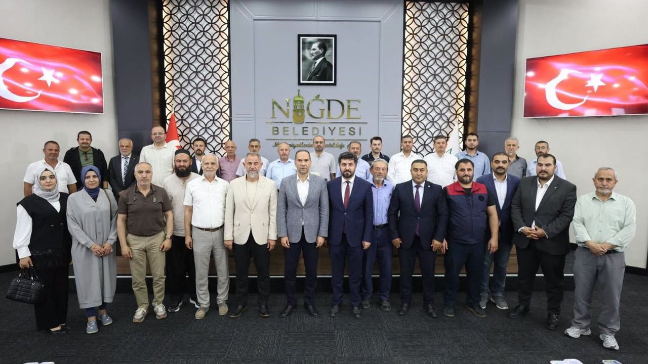 Başkan Özdemir'e UCLG üyeliği sonrası tebrik ziyaretleri sürüyor