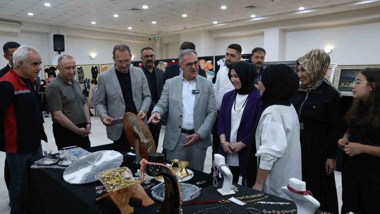 Başkan Özdoğan’dan KAYMEK kursiyerlerine tam not