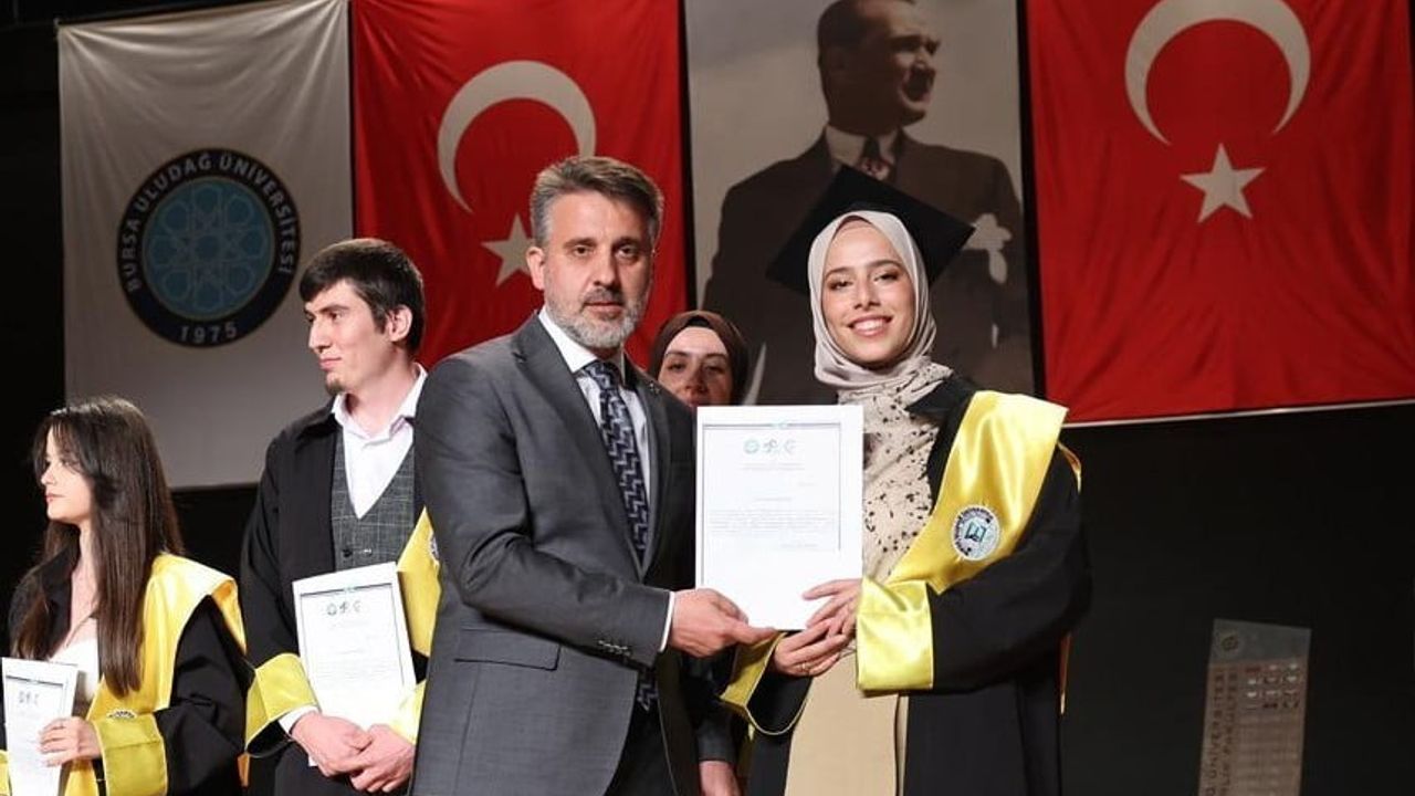 Başkan vekili Şahin Biba’dan genç mimarlara tavsiyeler