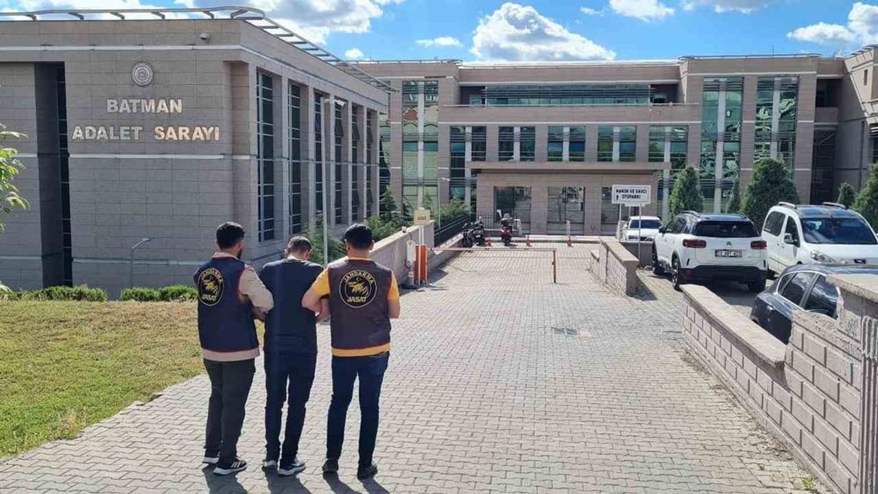 Batman'da 32 hükümlü yakalandı
