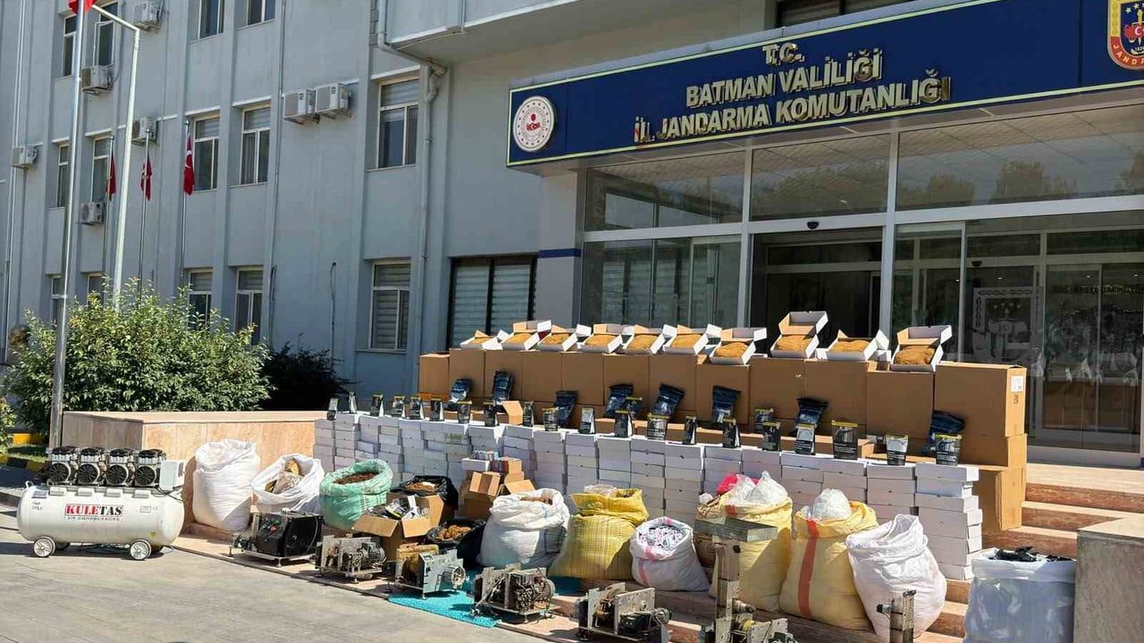 Batman’da jandarmadan kaçakçılık operasyonunda binlerce ürün ele geçirildi