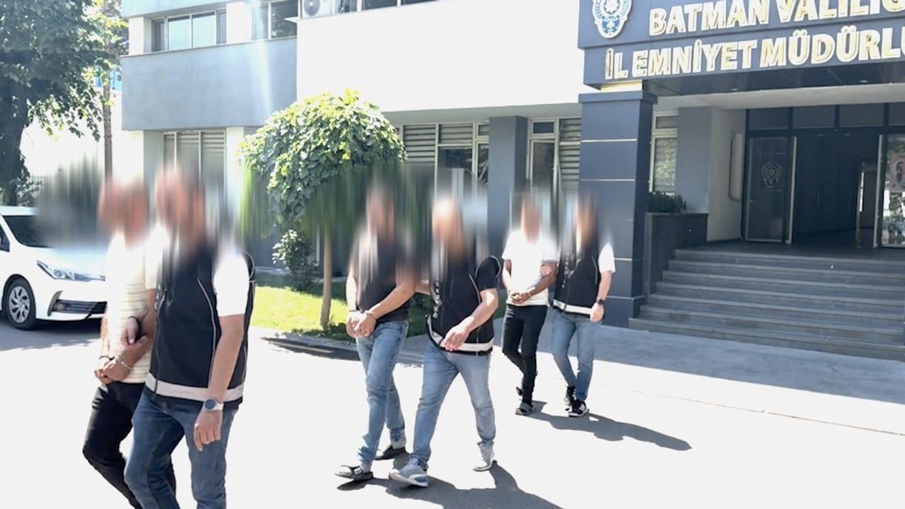 Batman'da uyuşturucu operasyonu: pamuk balyalarında 112 kilo esrar