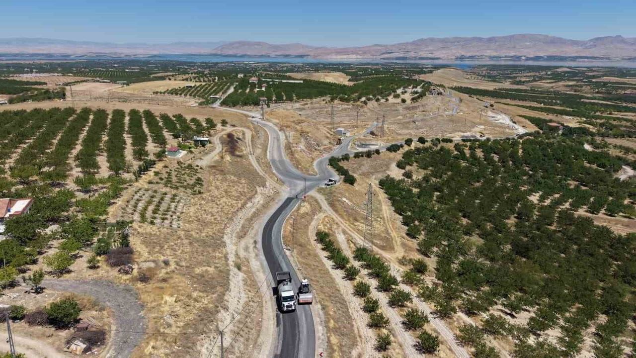 Battalgazi'de sathi kaplama çalışmaları sürüyor