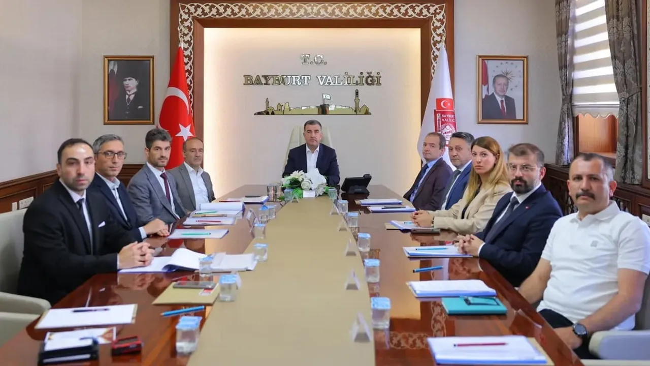 Bayburt'ta hayvanların korunmasına ilişkin kurul toplantısı