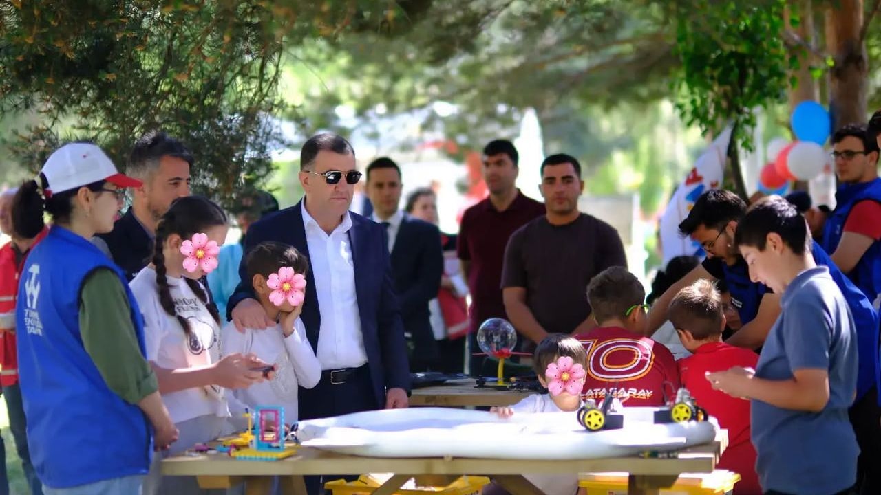 Bayburt'ta koruyucu aileler ve çocuklar piknikte buluştu
