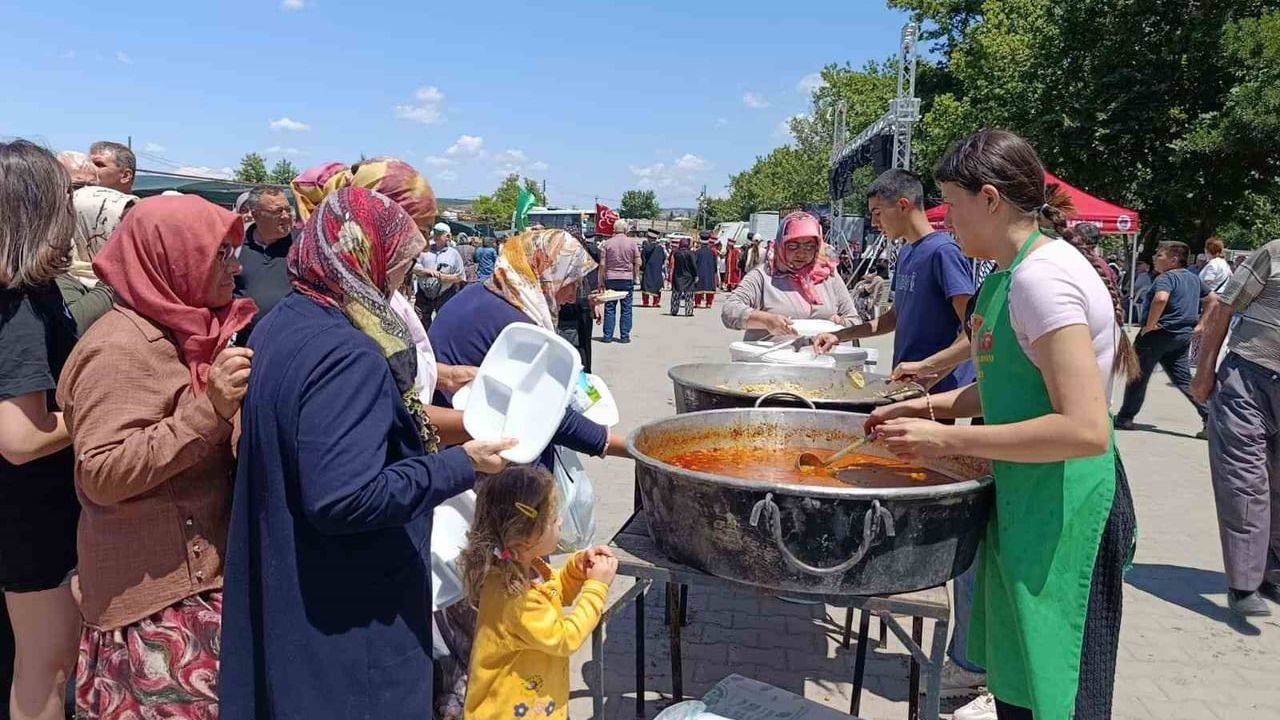 Bayramiç'te Mehmet Akif Ersoy hayrı ve etkinlik düzenlendi