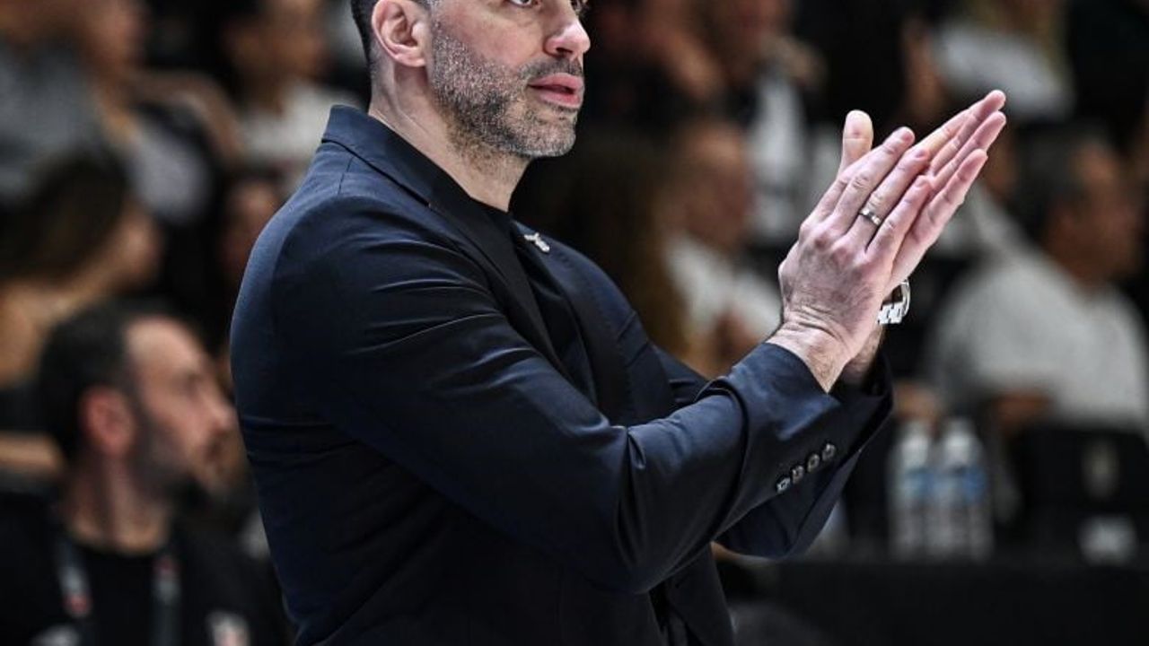 Beşiktaş, Dusan Alimpijevic ile sözleşmesini 2027-2028 sezonu sonuna kadar uzattı