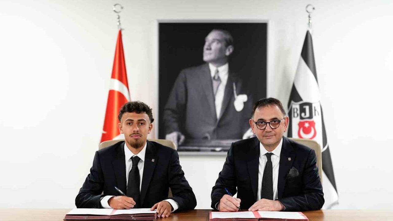 Beşiktaş, İlhan Fakılı ile 4 yıllık sözleşme imzaladı