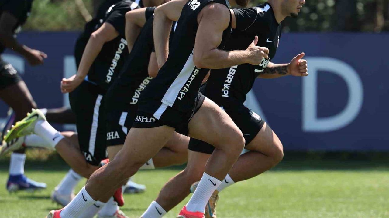 Beşiktaş Midtjylland rövanşına kondisyon ve taktikle hazırlanıyor