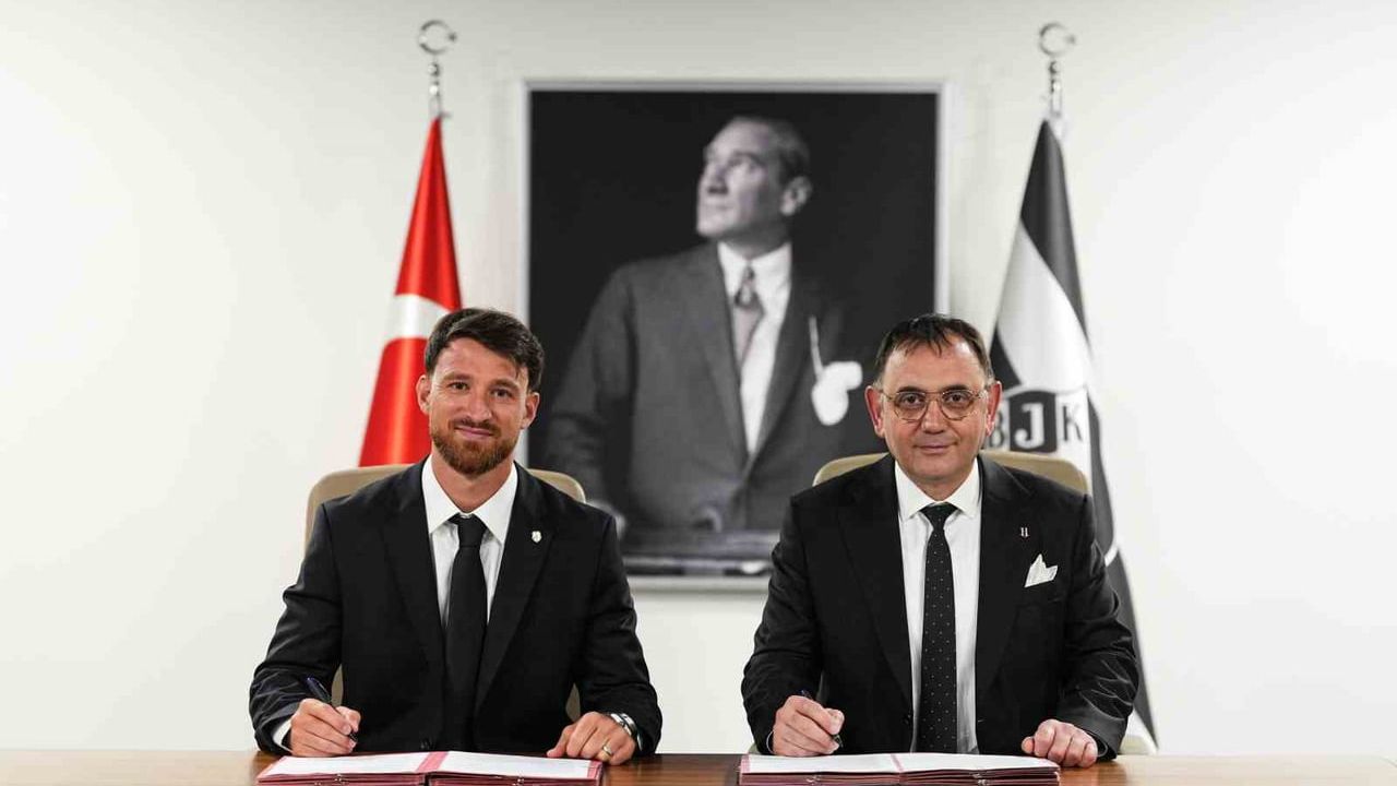 Beşiktaş Salih Özcan ile 3+1 yıllık sözleşme imzaladı