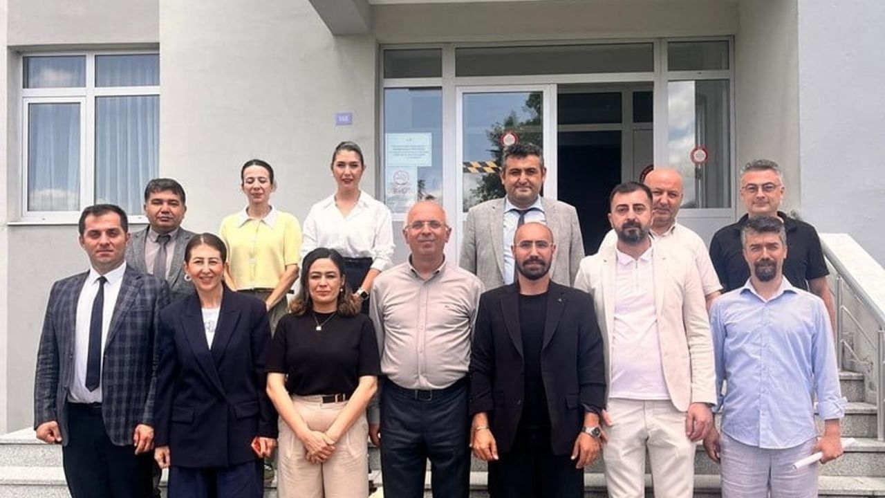 beun kampüsüne 1500 kWe kapasiteli güneş enerji santrali için yer teslimi yapıldı