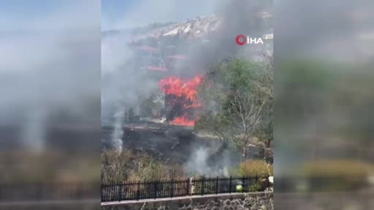 Beypazarı'nda otluk yangını ahşap evi kullanılamaz hale getirdi