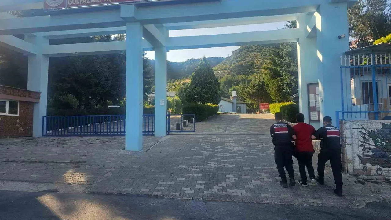 Bilecik’te 10 ay hapis cezasıyla aranan şahıs yakalandı