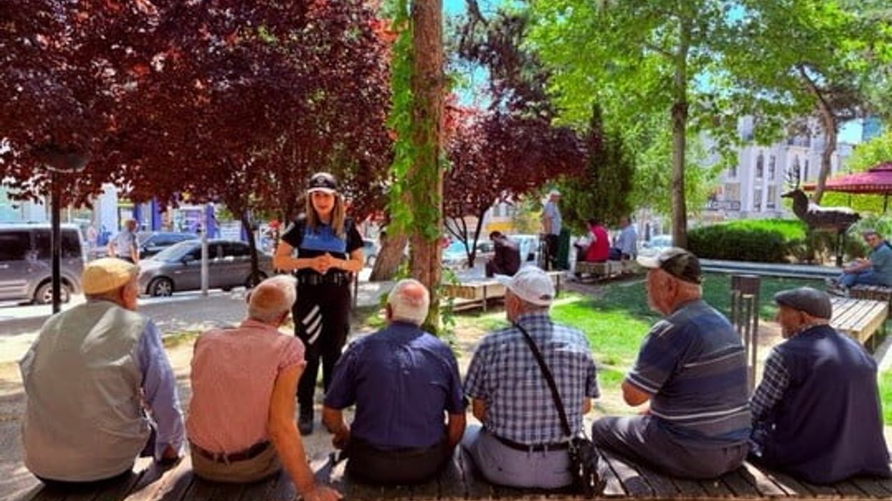 Bilecik'te dolandırıcılığa karşı bilgilendirme yapıldı