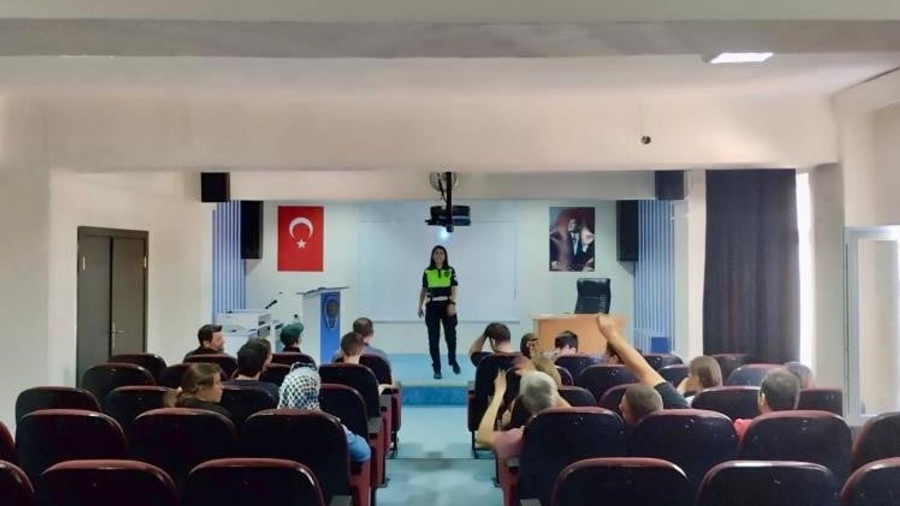 Bilecik'te engelli bireylere trafik güvenliği eğitimi