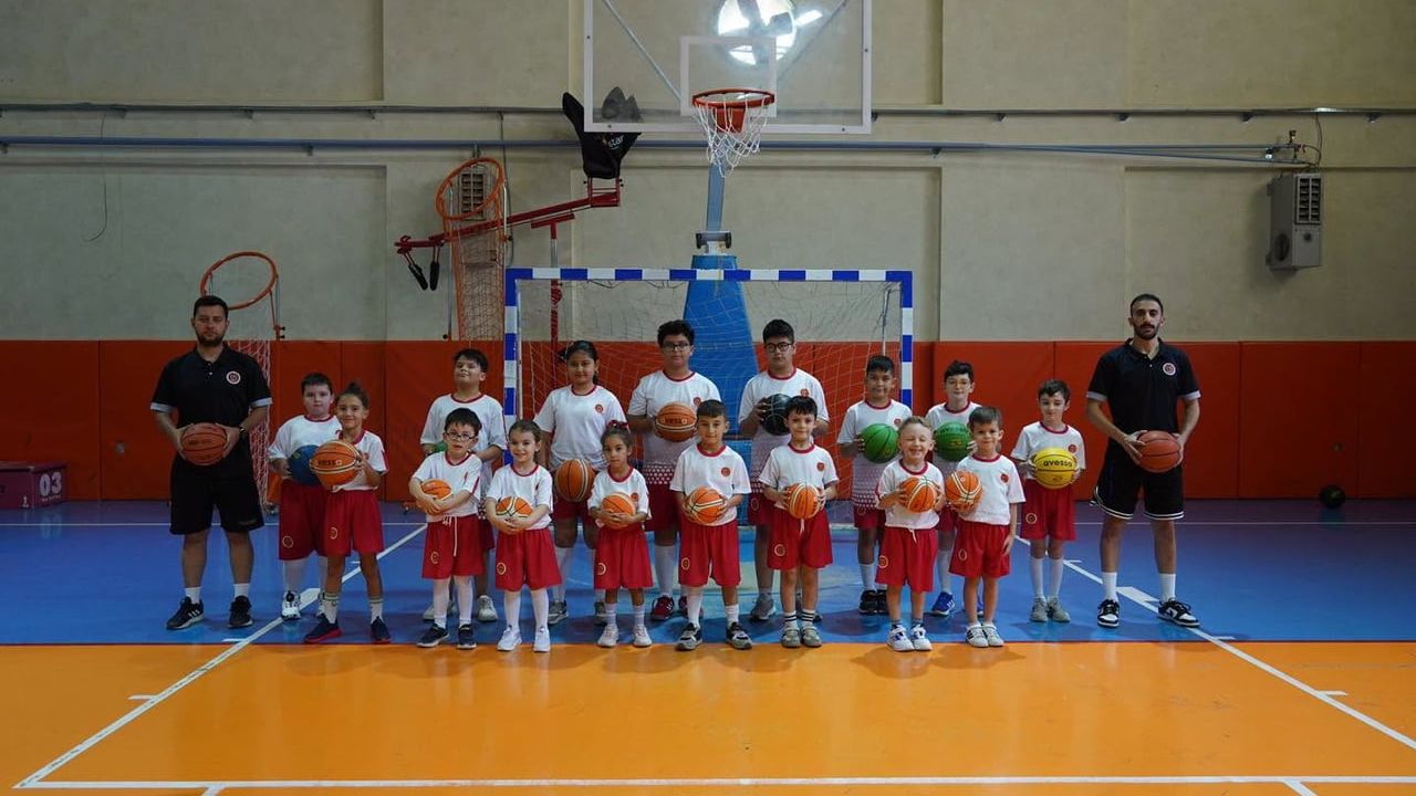 Bilecik'te yaz spor okulları çocukların yeteneklerini ortaya çıkarıyor