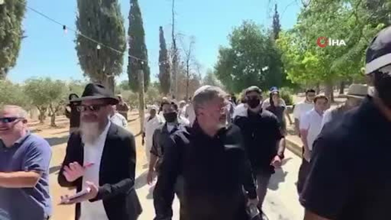 Binlerce yerleşimci Itamar Ben-Gvir ile Mescid-i Aksa yerleşkesine girdi