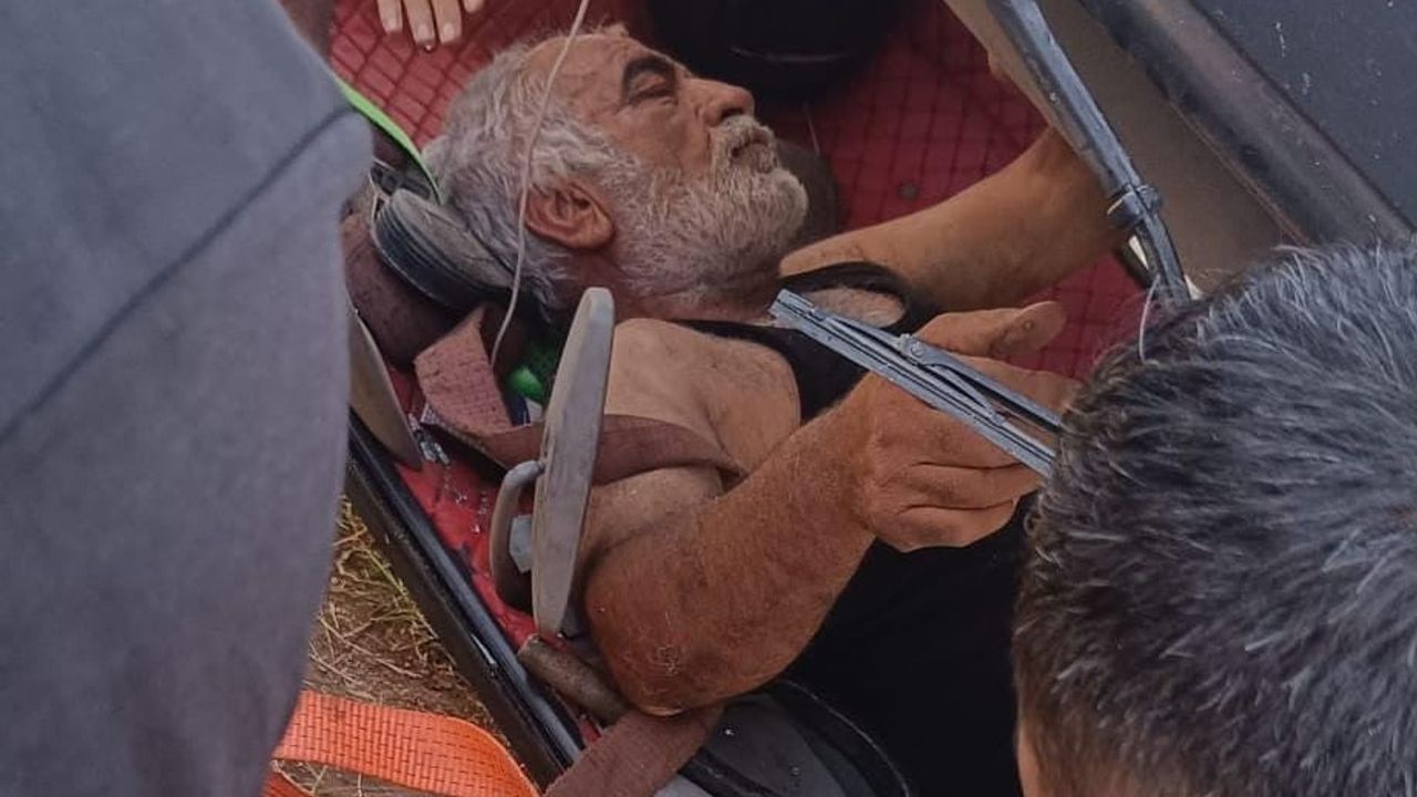 Bismil'de devrilen çekicinin sürücüsü yaralandı