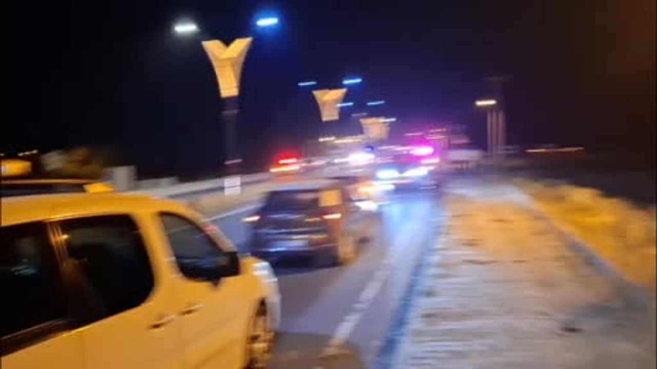 Bitlis'te çarpışma: motosikletteki iki kişi hastaneye kaldırıldı