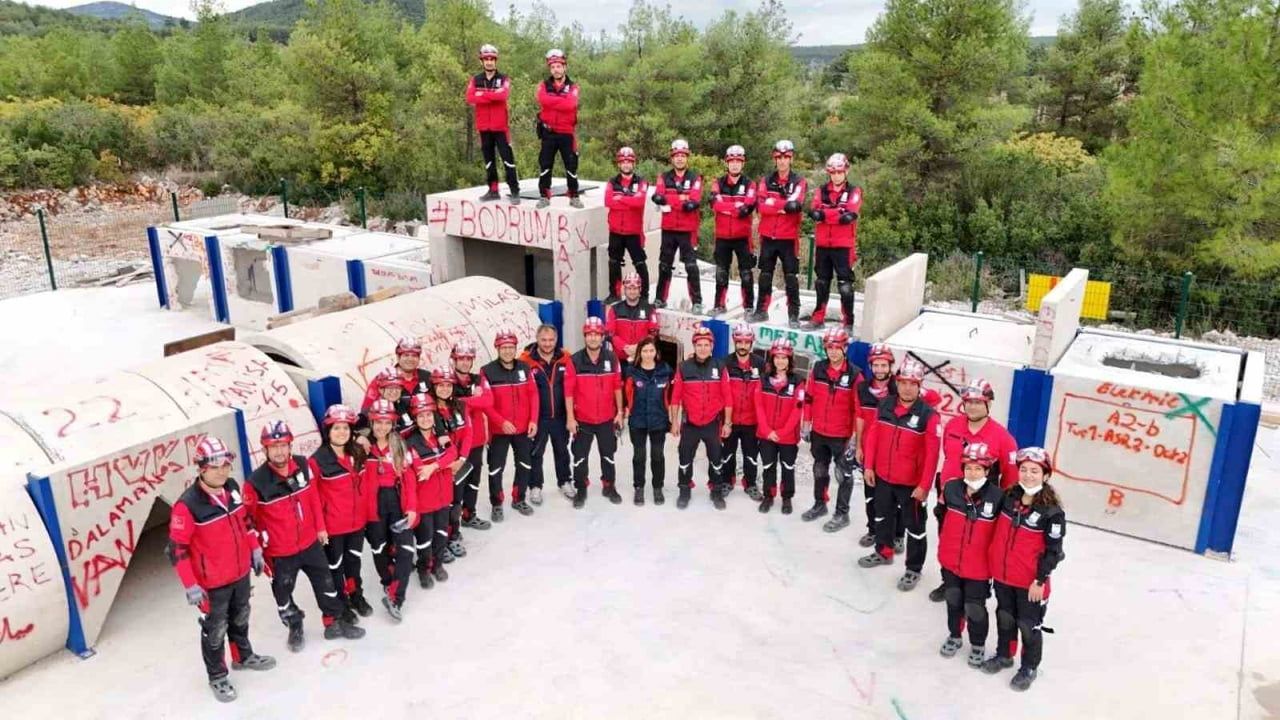 Bodrum Belediyesi afet işleri yangınlara etkin destek sağladı