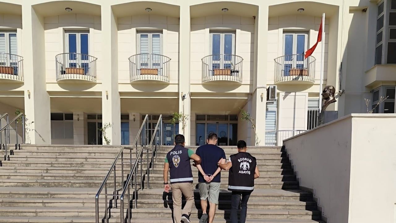 Bodrum’da 44 ayrı suçtan aranan firari yakalandı
